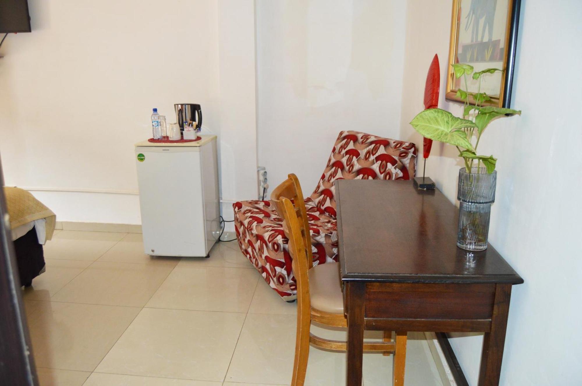 לובומבאשי Bougainvilla Boutique Hotel & Restaurant מראה חיצוני תמונה