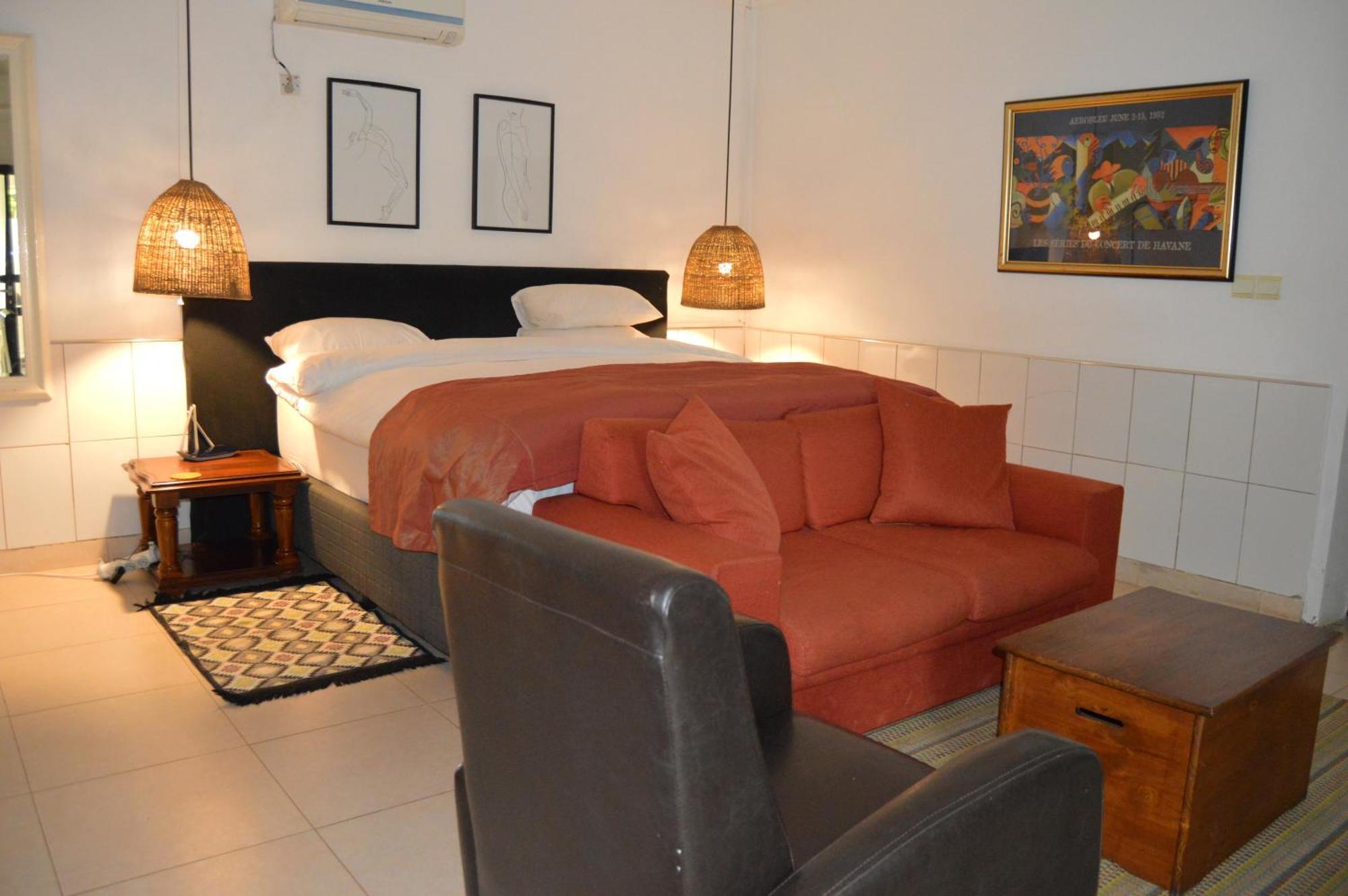 לובומבאשי Bougainvilla Boutique Hotel & Restaurant מראה חיצוני תמונה