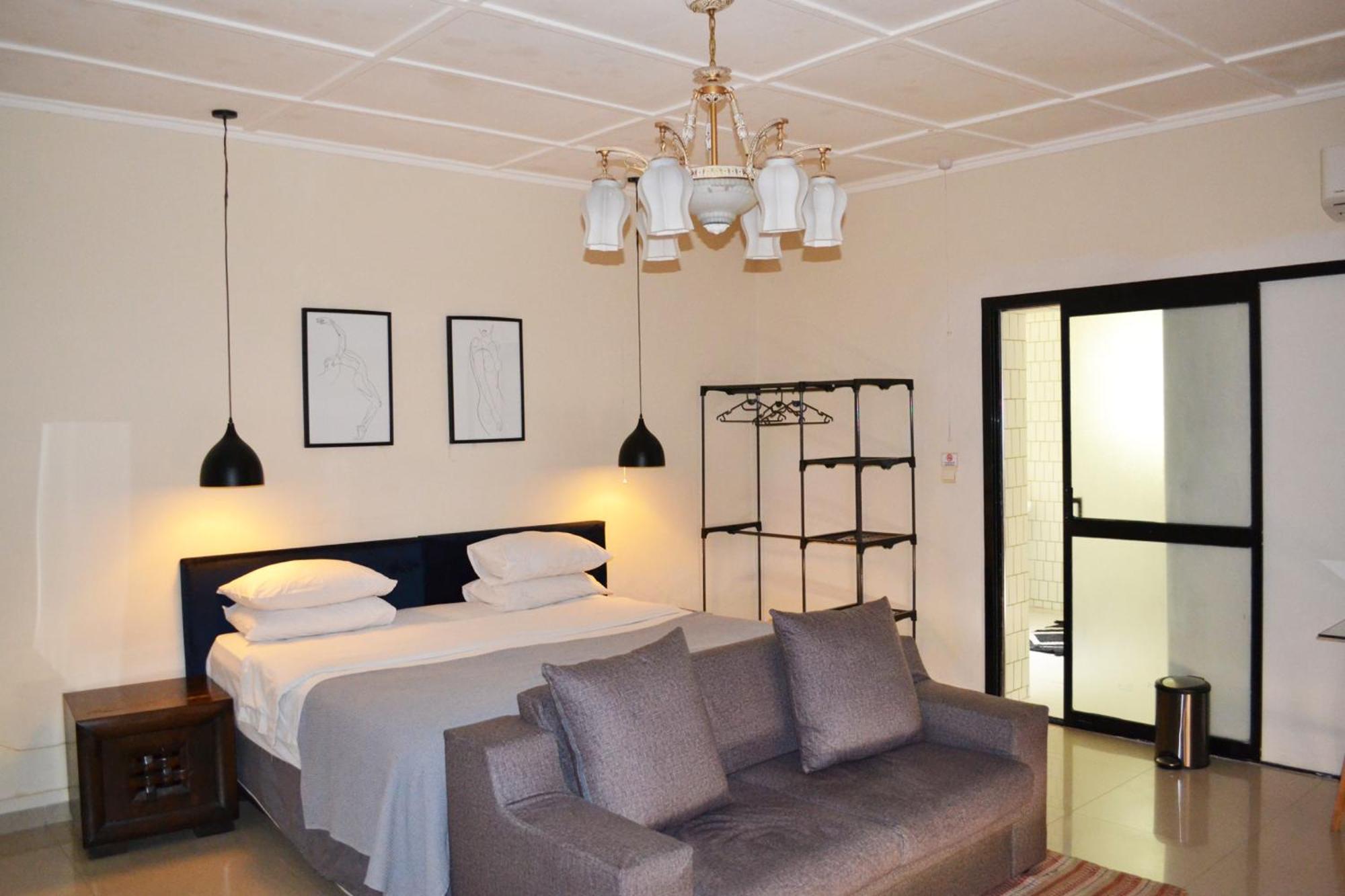לובומבאשי Bougainvilla Boutique Hotel & Restaurant מראה חיצוני תמונה